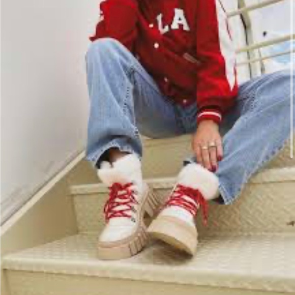 Shoedazzle Leigh Lace Up Shearling Ankle Boots - Picture 1 of 8